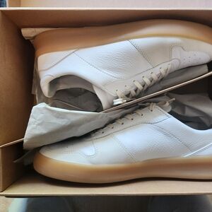 Classic White Leather Men's Sneakers